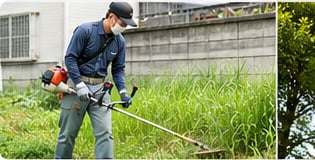 草刈り作業